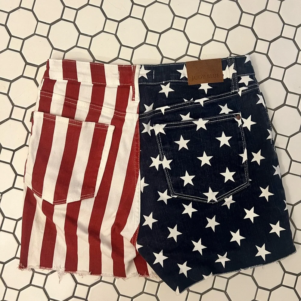 Judy Blue Women's American Flag Denim Shorts - Red & Blue - Picture 3 of 4